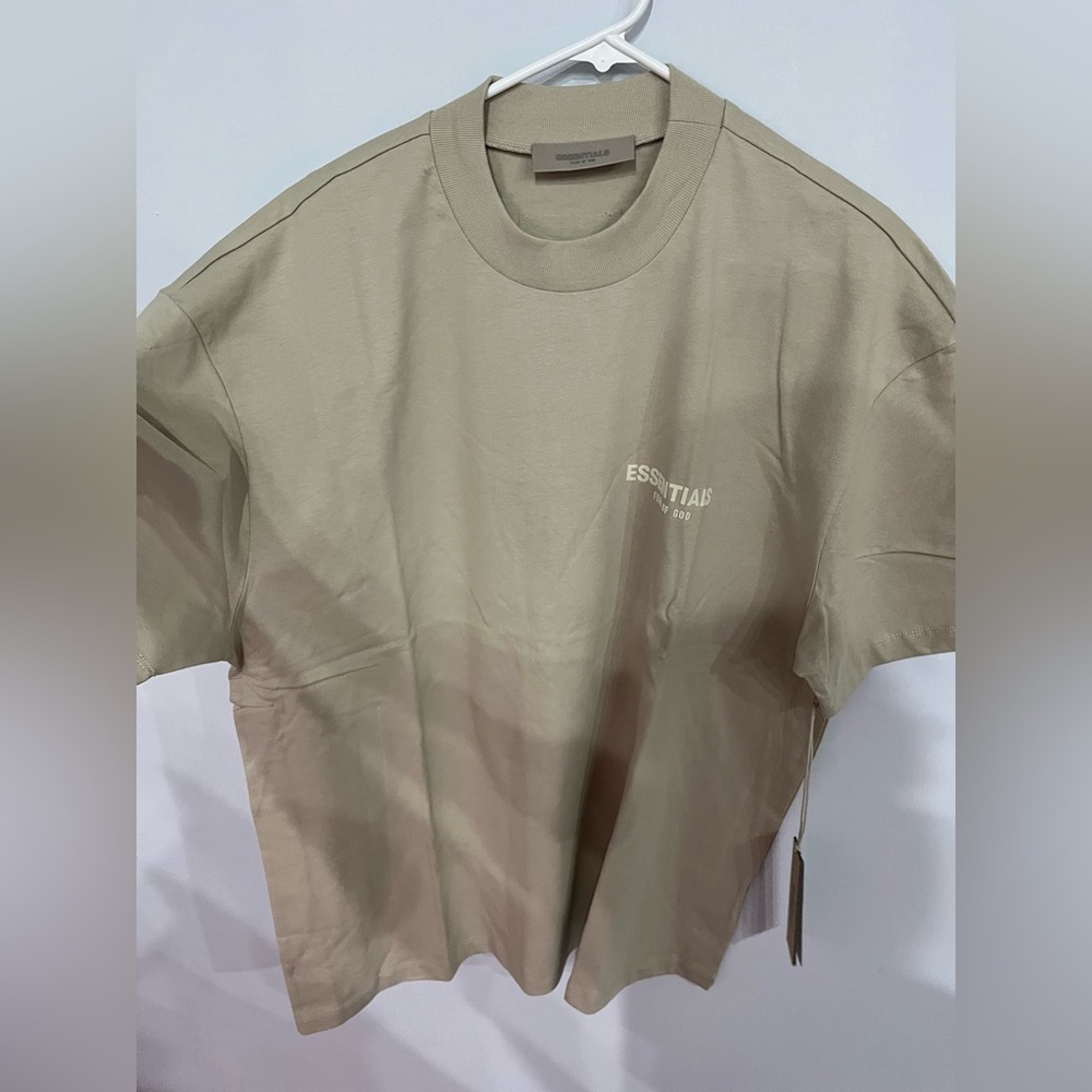 Fear of god essentials t shirt